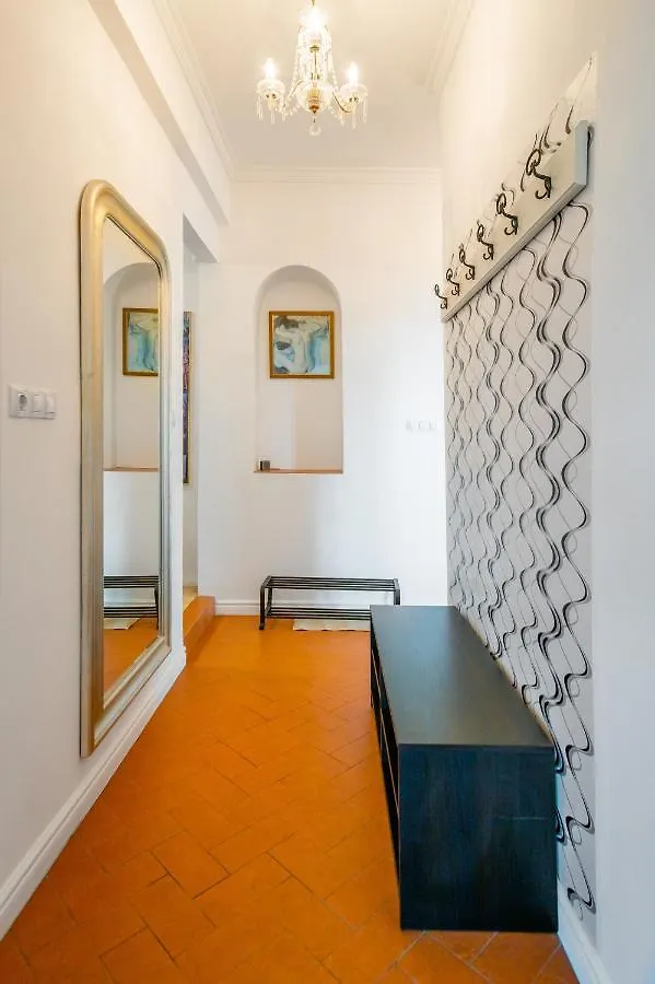 Majestic 1Bd Near Nevsky Cathedral With Balcony Apartment Sofia